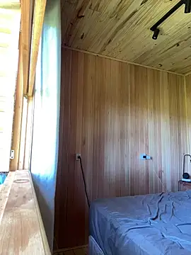 AliceStone19 online show from December 17, 2025, 5:40 pm