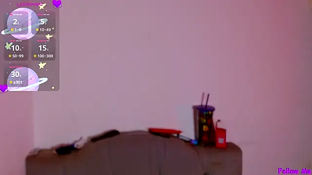 Snapshot of Red-moon1 chatting on December 13, 2025, 10:05 pm Red-moon1 online show from December 13, 2025, 10:05 pm