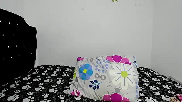 valentine loves online show from February 20, 2026, 11:39 pm