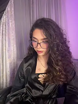Snapshot of Samantha_Bernardo chatting on April 9, 2026, 3:41 am Samantha Bernardo online show from April 9, 2026, 3:41 am