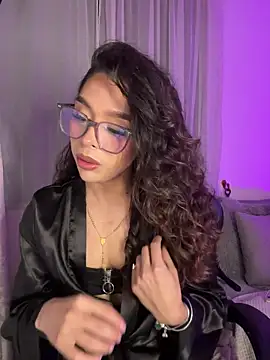 Snapshot of Samantha_Bernardo chatting on April 7, 2026, 3:52 am Samantha Bernardo online show from April 7, 2026, 3:52 am