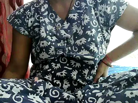 Snapshot of RukminiNew chatting on October 12, 2025, 10:27 am RukminiNew online show from October 12, 2025, 10:27 am