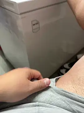 buri232 online show from October 21, 2025, 8:03 am