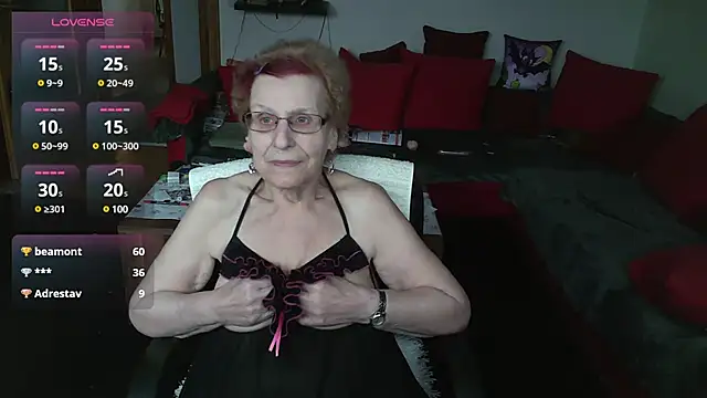 HeisseomaOriginal online show from February 13, 2025, 11:28 am