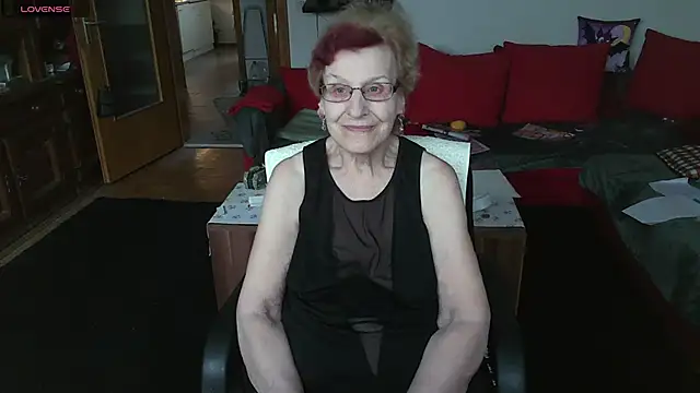 HeisseomaOriginal online show from February 24, 2026, 8:15 am