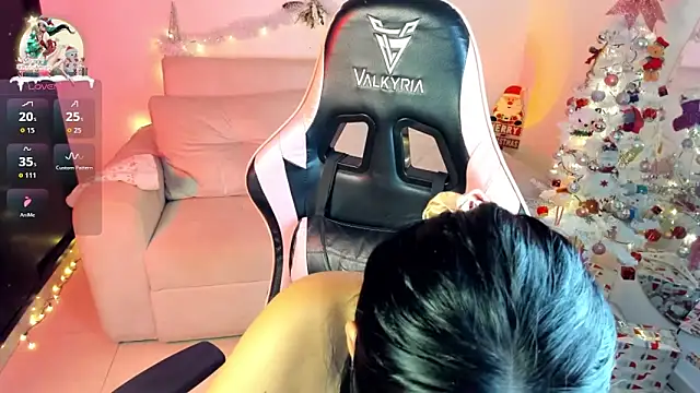 eval lee18 online show from December 15, 2025, 8:25 pm