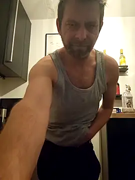 Snapshot of Mjn34 chatting on December 15, 2025, 6:19 am Mjn34 online show from December 15, 2025, 6:19 am