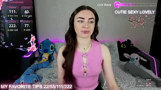 Snapshot of SemurMur chatting on December 4, 2025, 6:45 am SemurMur online show from December 4, 2025, 6:45 am