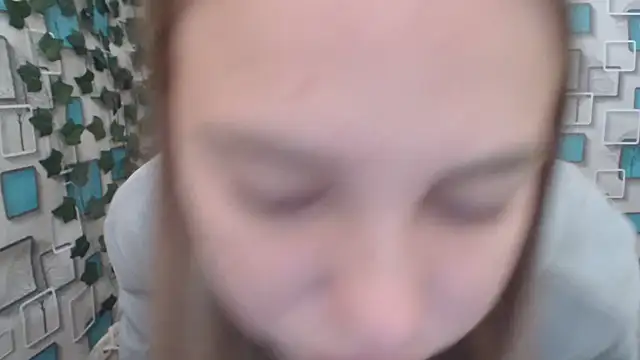 klerkarina online show from October 6, 2025, 5:08 am
