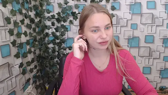 klerkarina online show from October 5, 2025, 5:09 am