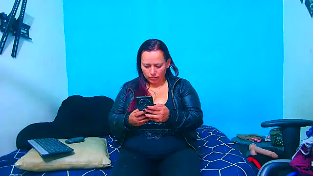 Snapshot of Diana_Lozano chatting on August 3, 2026, 3:36 am Diana Lozano online show from August 3, 2026, 3:36 am