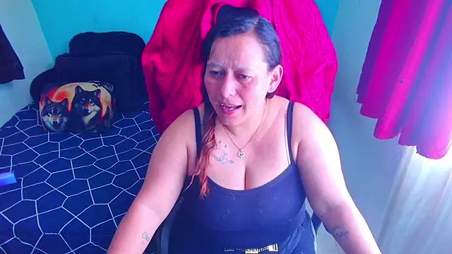 Snapshot of Diana_Lozano chatting on July 27, 2026, 6:04 pm Diana Lozano online show from July 27, 2026, 6:04 pm