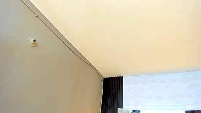 Snapshot of Linda4Petite chatting on December 1, 2025, 6:09 pm Linda4Petite online show from December 1, 2025, 6:09 pm