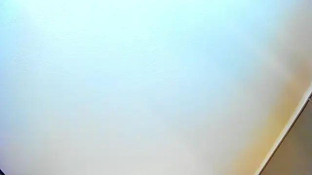 Snapshot of Linda4Petite chatting on November 24, 2025, 5:57 pm Linda4Petite online show from November 24, 2025, 5:57 pm