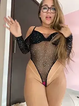 NatashaCruz- online show from February 19, 2026, 9:12 pm