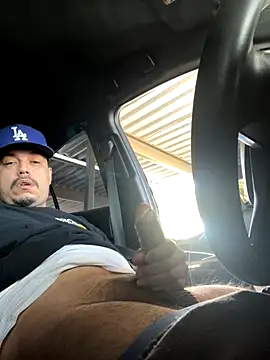 Snapshot of westats69 chatting on November 27, 2025, 5:02 pm westats69 online show from November 27, 2025, 5:02 pm