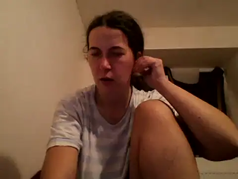 Snapshot of Tamilashaa chatting on February 18, 2025, 4:03 pm Tamilashaa online show from February 18, 2025, 4:03 pm