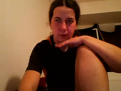 Snapshot of Tamilashaa chatting on February 25, 2025, 6:12 pm Tamilashaa online show from February 25, 2025, 6:12 pm