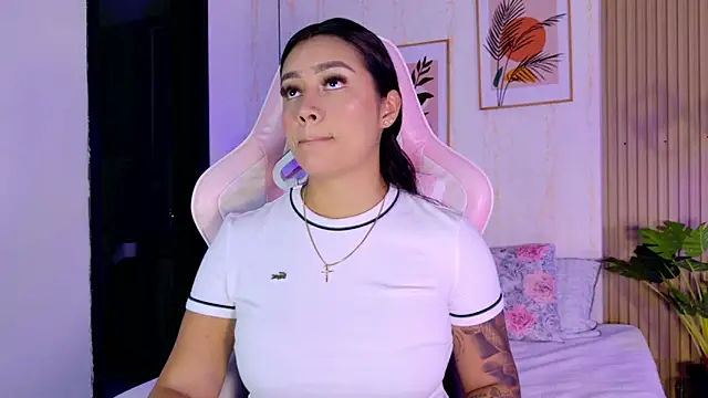 CameronCollins  online show from February 9, 2026, 7:45 pm