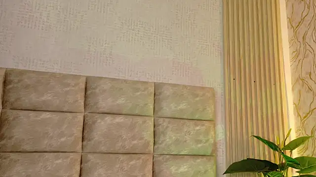 Snapshot of CameronCollins_ chatting on June 21, 2026, 11:05 am CameronCollins online show from June 21, 2026, 11:05 am