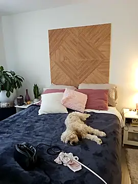 Ellie-L-Elizabeth online show from February 26, 2026, 6:19 pm