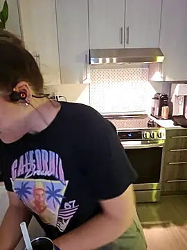 Snapshot of Ellie-L-Elizabeth chatting on September 14, 2025, 11:27 pm Ellie-L-Elizabeth online show from September 14, 2025, 11:27 pm