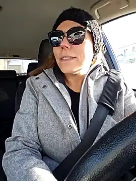 Snapshot of Ellie-L-Elizabeth chatting on February 4, 2025, 8:17 pm Ellie-L-Elizabeth online show from February 4, 2025, 8:17 pm