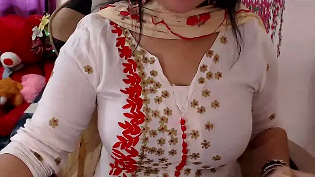 Snapshot of Naughty_Kashish chatting on March 21, 2026, 5:19 am Naughty Kashish online show from March 21, 2026, 5:19 am