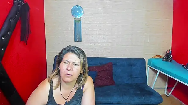 lesbiancuple online show from September 12, 2025, 8:52 pm