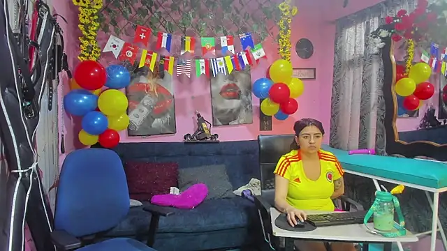 Snapshot of lesbiancuple chatting on June 17, 2026, 12:15 pm lesbiancuple online show from June 17, 2026, 12:15 pm