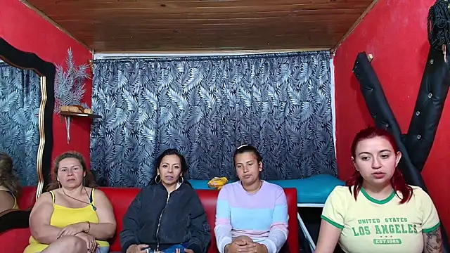 lesbiancuple online show from February 26, 2025, 3:25 am