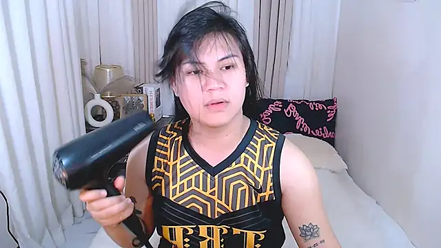 Snapshot of Mimi_Cums chatting on October 27, 2025, 1:01 pm Mimi Cums online show from October 27, 2025, 1:01 pm