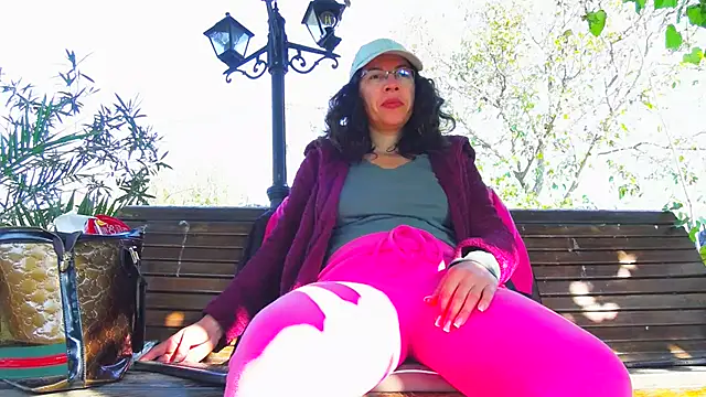 SquirtyMellissaLabia online show from October 22, 2025, 6:57 am