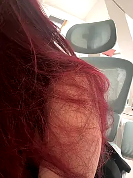 Snapshot of LunaMoongirl chatting on October 20, 2025, 1:11 pm LunaMoongirl online show from October 20, 2025, 1:11 pm