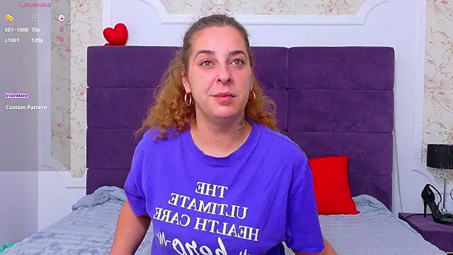 KarinaNoir online show from June 26, 2026, 3:56 am