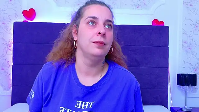 Snapshot of KarinaNoir chatting on May 16, 2026, 4:11 am KarinaNoir online show from May 16, 2026, 4:11 am