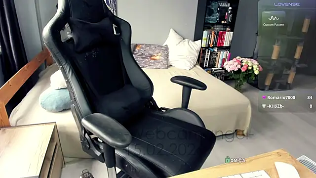 Snapshot of Web-cam-angel chatting on February 15, 2026, 7:51 am Web-cam-angel online show from February 15, 2026, 7:51 am