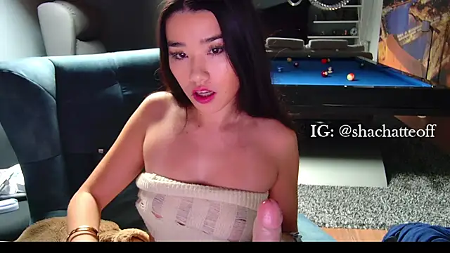 Snapshot of shachatteof chatting on December 5, 2025, 10:58 am shachatteof online show from December 5, 2025, 10:58 am