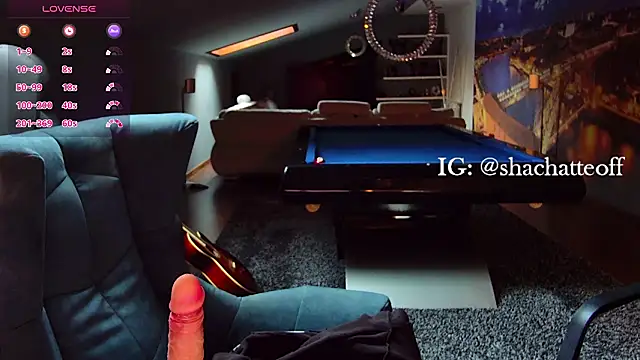 Snapshot of shachatteof chatting on October 10, 2025, 8:37 am shachatteof online show from October 10, 2025, 8:37 am