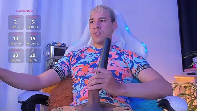 Snapshot of petter_coleman_ chatting on July 1, 2026, 7:41 am petter coleman online show from July 1, 2026, 7:41 am