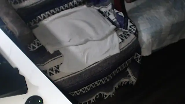 QueenDenizeAndTheCaptain online show from October 22, 2025, 6:46 am