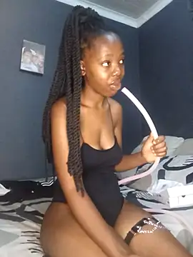 Snapshot of SheisBlacq chatting on November 28, 2025, 10:21 pm SheisBlacq online show from November 28, 2025, 10:21 pm