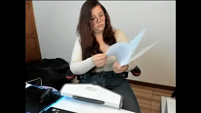 Snapshot of kayortiiz chatting on March 5, 2026, 12:07 am kayortiiz online show from March 5, 2026, 12:07 am