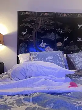 RosieDixx online show from January 28, 2025, 8:14 am