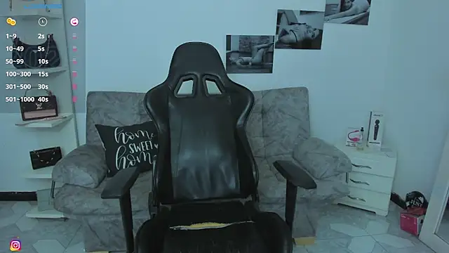 Snapshot of candy_alicee chatting on March 18, 2026, 1:31 am candy alicee online show from March 18, 2026, 1:31 am