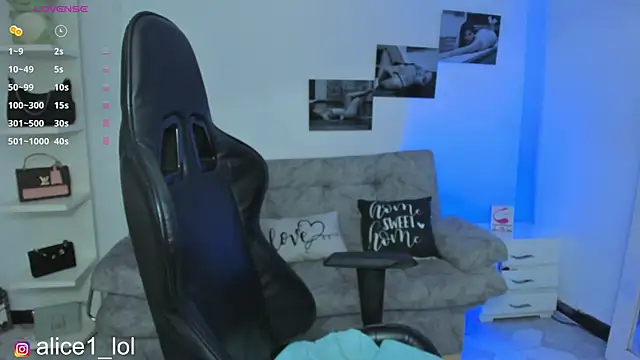 Snapshot of candy_alicee chatting on November 22, 2025, 5:17 am candy alicee online show from November 22, 2025, 5:17 am