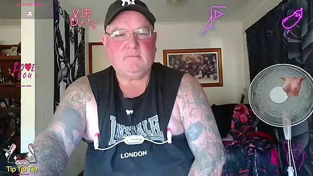 HOTANAL online show from April 30, 2026, 2:51 am