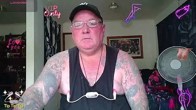 HOTANAL online show from May 3, 2026, 1:44 am