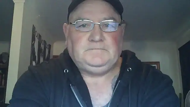 Snapshot of HOTANAL chatting on October 6, 2025, 10:21 pm HOTANAL online show from October 6, 2025, 10:21 pm