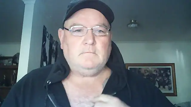 Snapshot of HOTANAL chatting on November 14, 2025, 10:24 pm HOTANAL online show from November 14, 2025, 10:24 pm